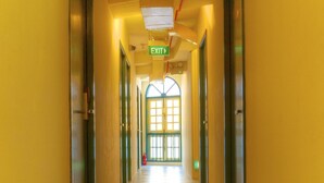 Hallway - Superb Hostel (Singapore)