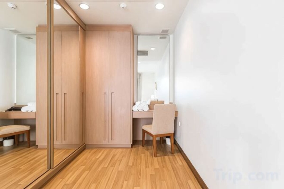 One Bedroom Apartment-Non-Smoking