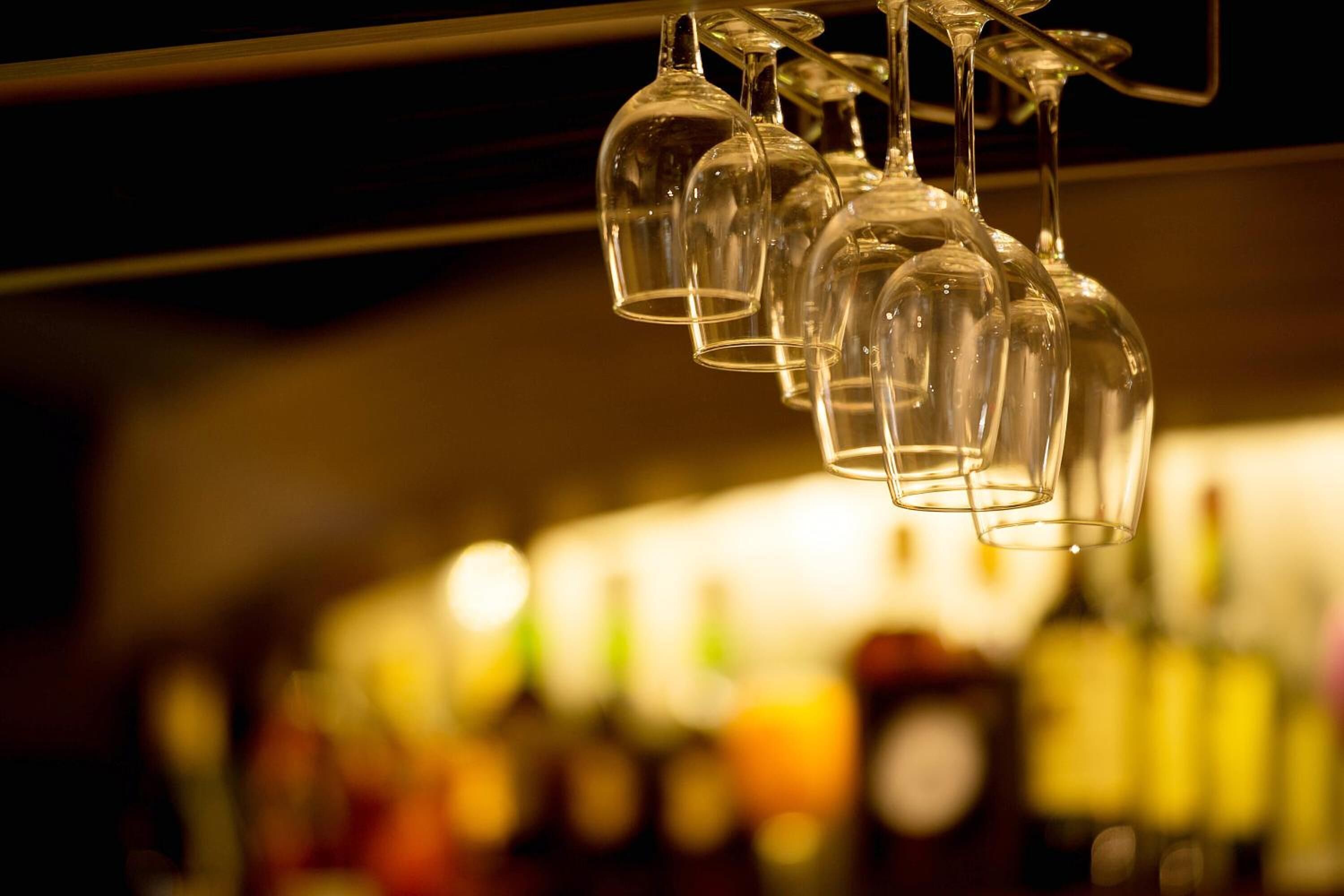 3 restaurants, breakfast, lunch, dinner served; indian cuisine