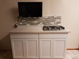 Quarto casal superior, 2 camas Queen | Wi-Fi de cortesia, roupa de cama