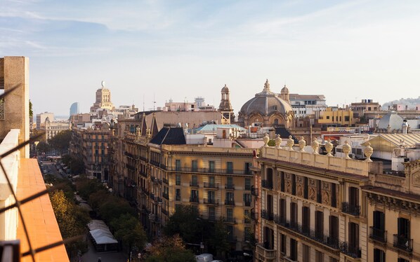 บริเวณภายนอก