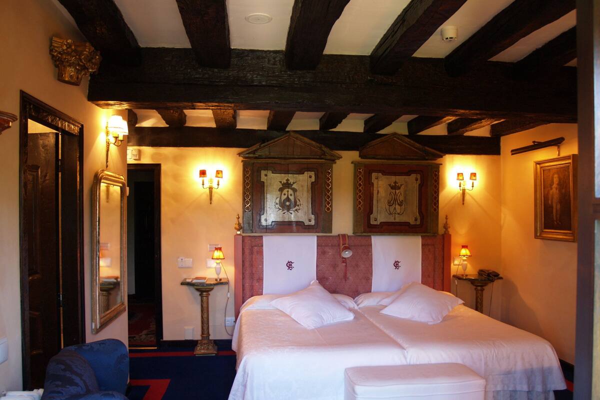 Luxury Double Room, 2 Double Beds, Bathtub, Garden View