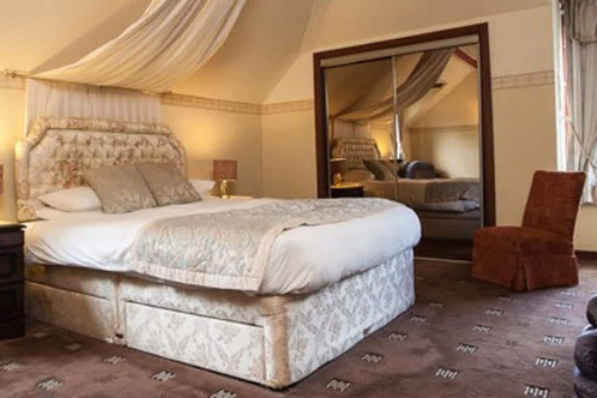 Habitación doble Deluxe | Cunas gratuitas, camas extra, wifi gratis y ropa de cama