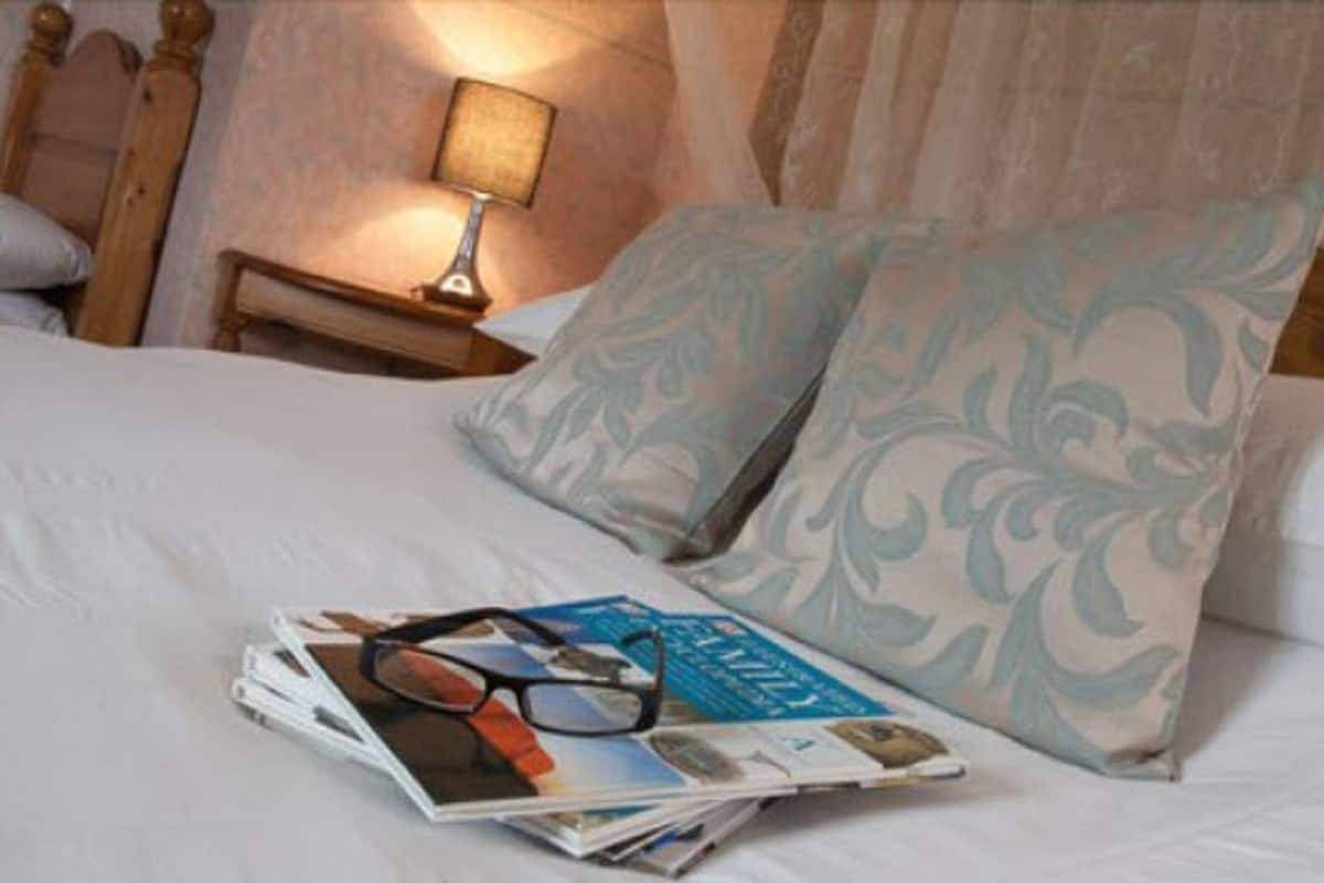 Habitación triple | Cunas gratuitas, camas extra, wifi gratis y ropa de cama