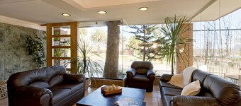 Linda Vista Apart Hotel