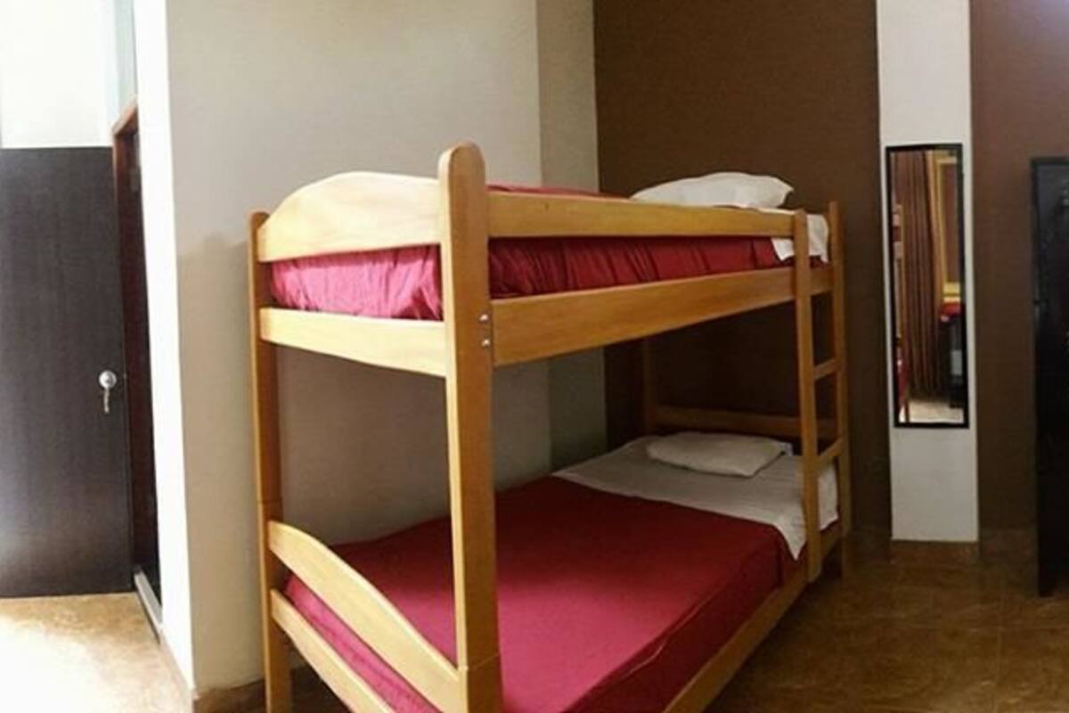 In-room safe, free WiFi