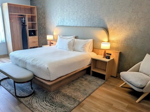 Desk, iron/ironing board, free WiFi