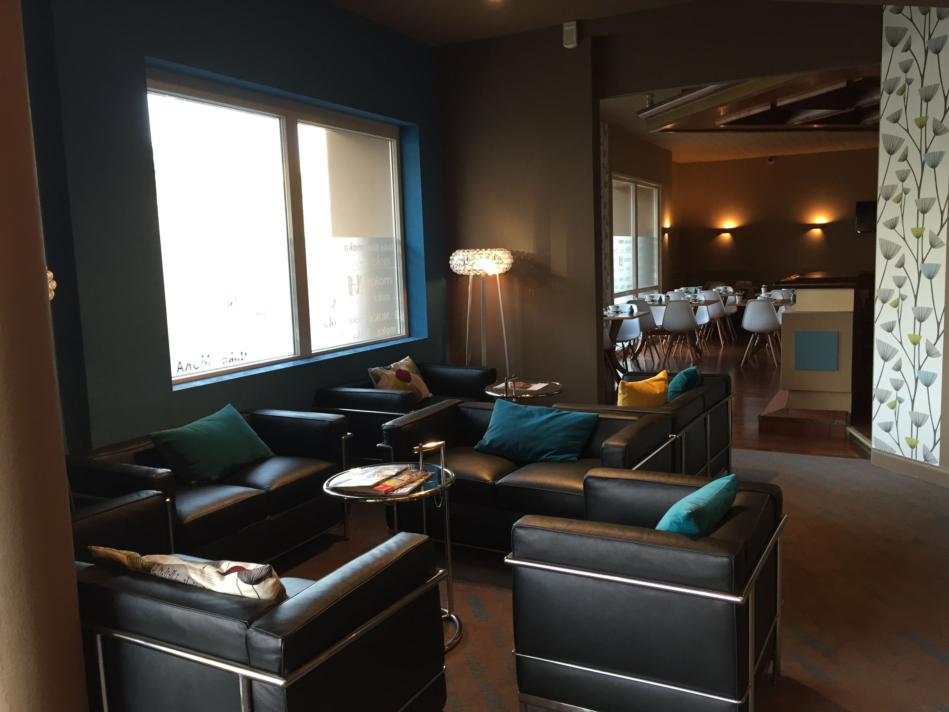 82-cm flat-screen tv with digital channels, tv