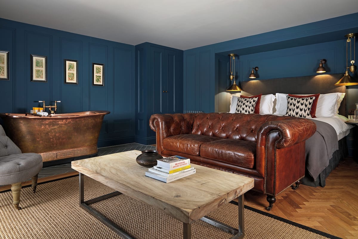 Exclusive Quadruple Room | Egyptian cotton sheets, down comforters, minibar, in-room safe