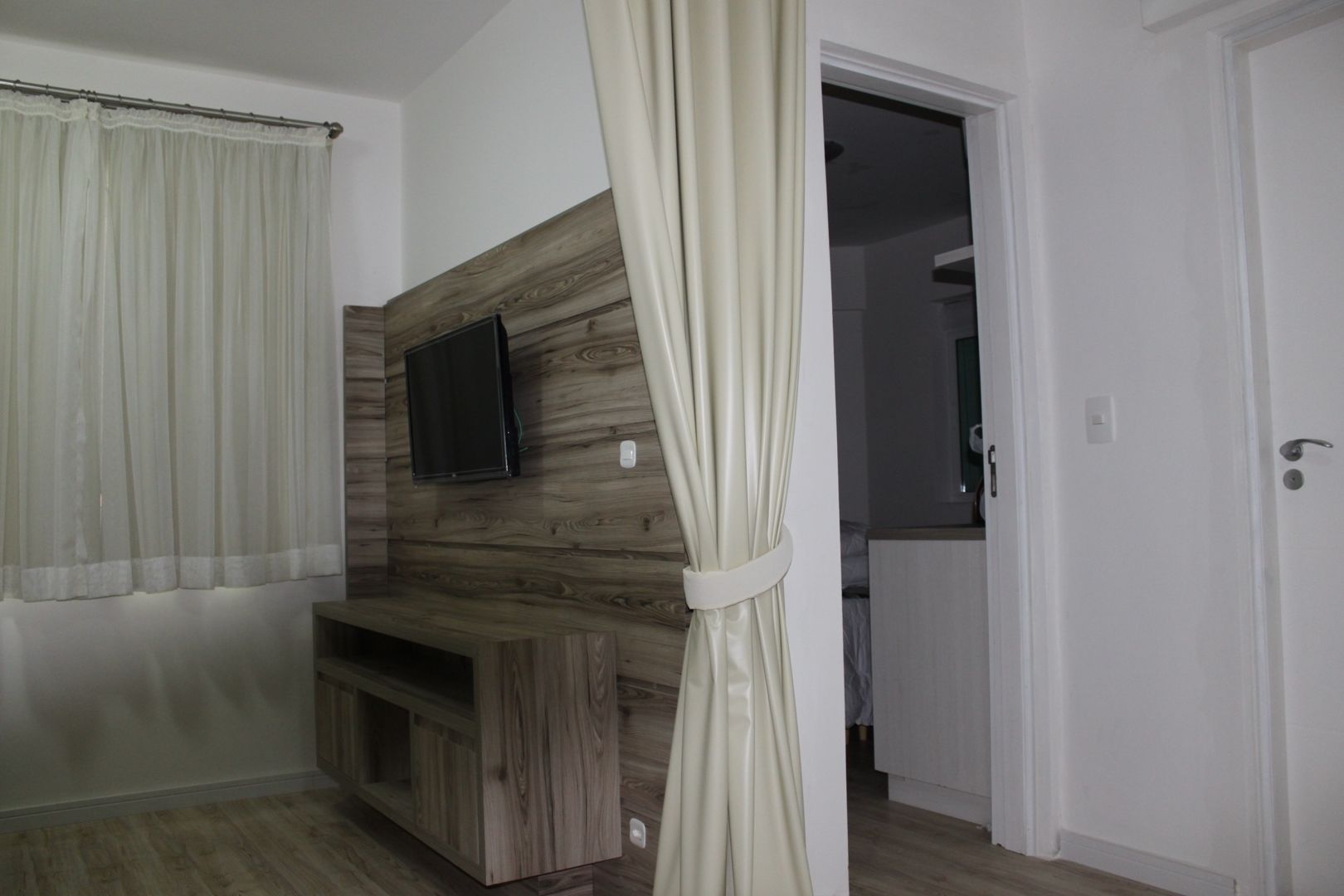 TV LED 32 polegadas com canais a cabo, TV