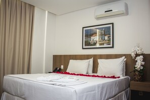 Premium Double Room | Minibar, in-room safe, desk, free WiFi