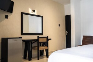 In-room safe, soundproofing