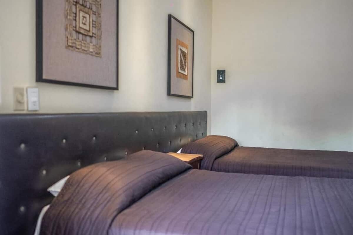Standaard kamer, 1 twee- of 2 eenpersoonsbedden | Een kluis op de kamer, geluiddichte muren