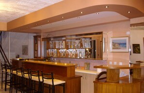 Bar (on property) - Krits Hotel (Hersonissos)