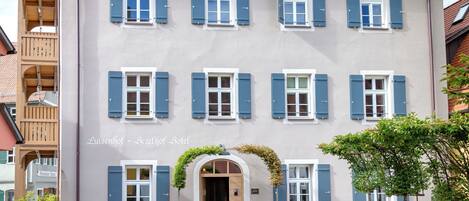 Fachada da propriedade