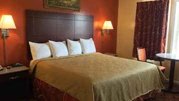 Deluxe Room, 1 King Bed, Non Smoking | Premium bedding, pillowtop beds, desk, blackout drapes