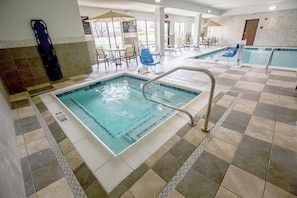 Pool - Hampton Inn & Suites Toledo/Westgate (Toledo)