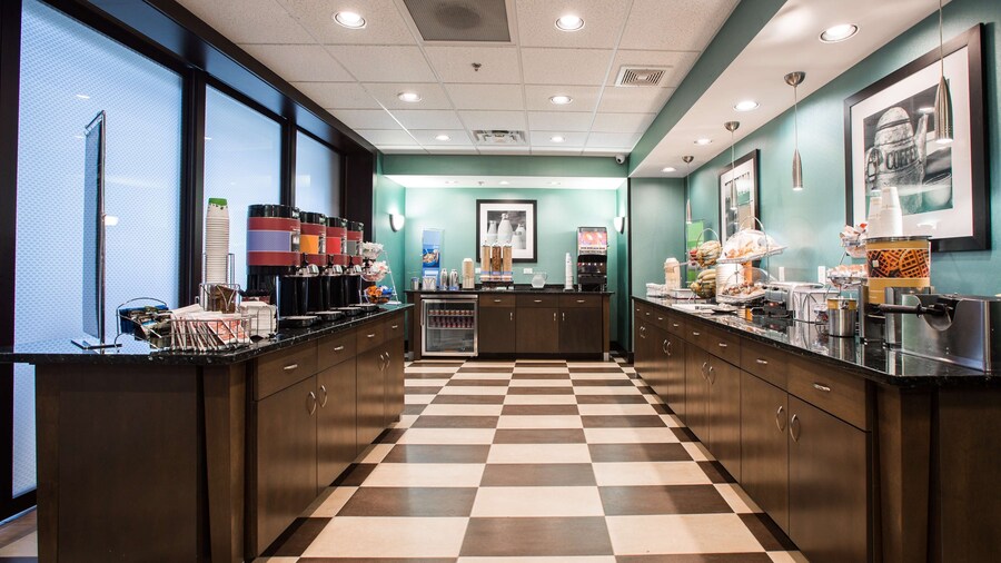 Hampton Inn & Suites Toledo/Westgate