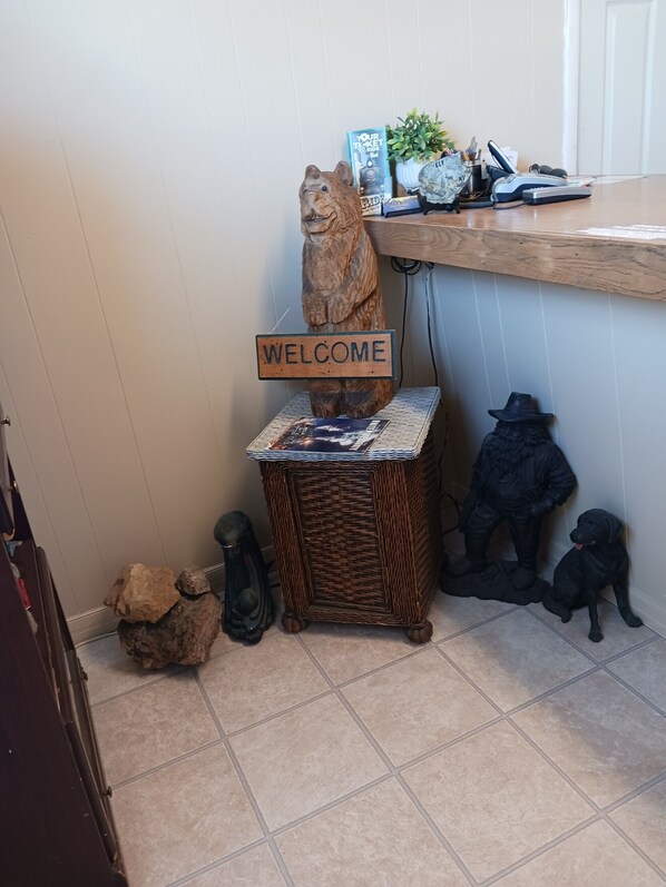 Reception - White Pine Motel (Ely)