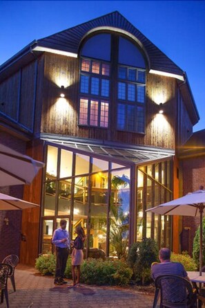 Terrace/patio - L'Auberge du Lac Saint-Pierre (Trois-Rivieres)