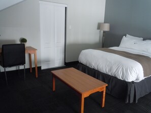Mezzanine Suite, 2 Queen Beds, River Side | View from room