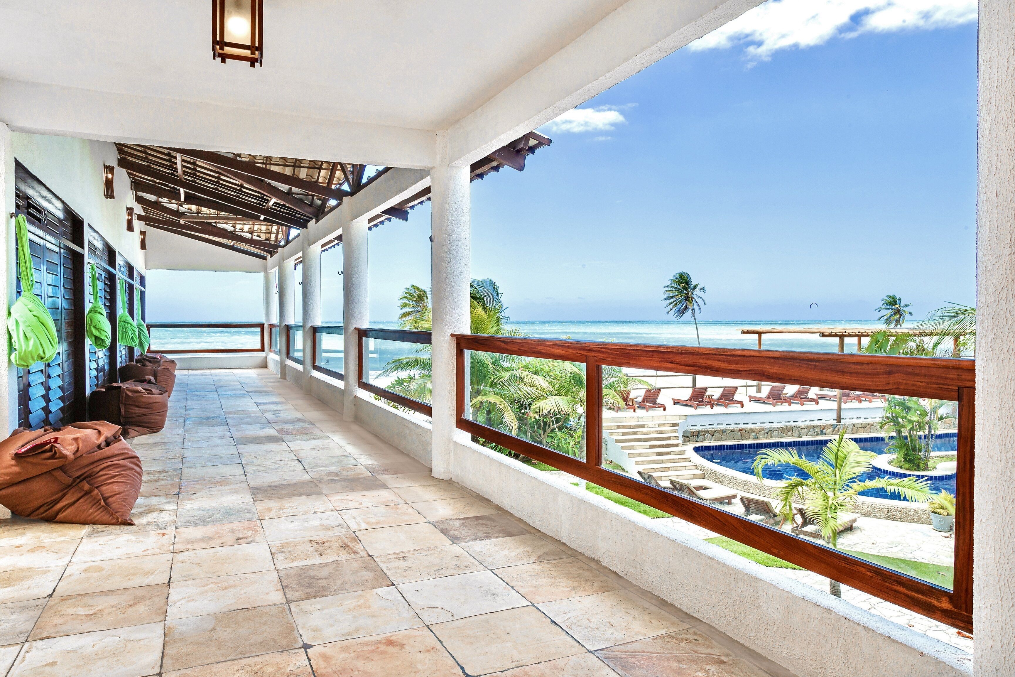 Quarto quádruplo standard (with Fan) | Vista para praia/oceano