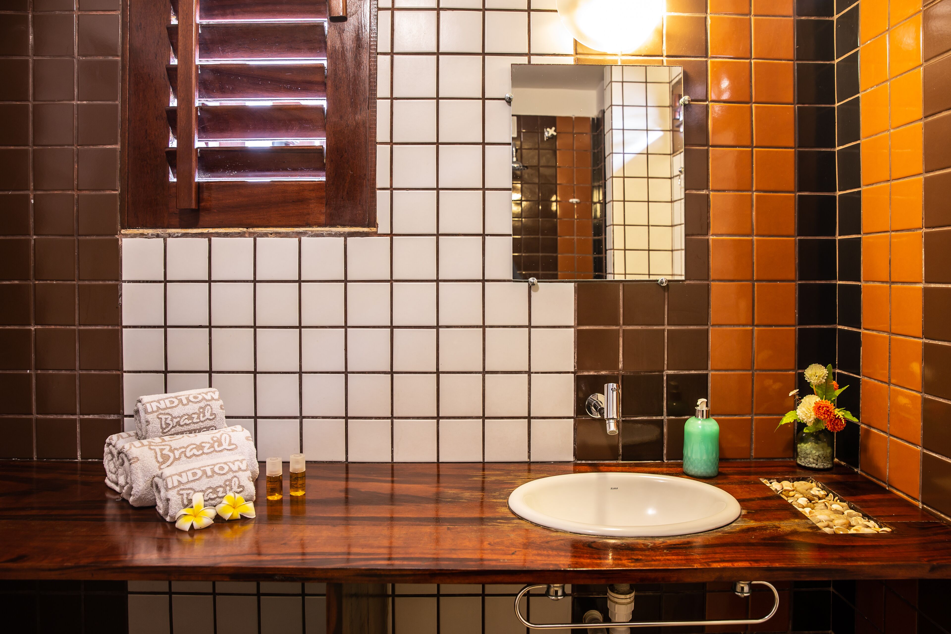 standard quadruple room (with fan) | bathroom | shower, free toiletries, hair dryer, towels