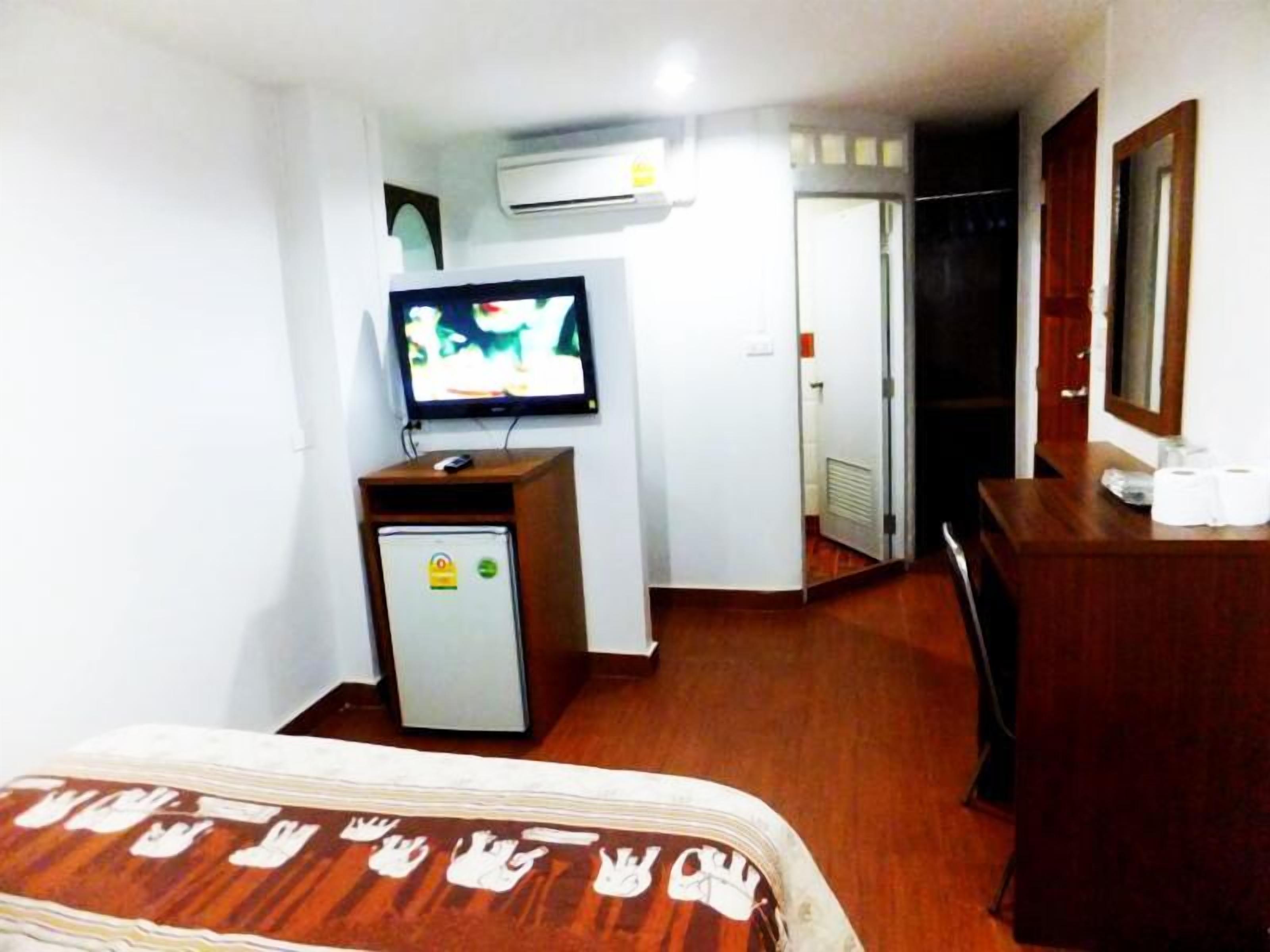 Photo - White Orchid Inn II