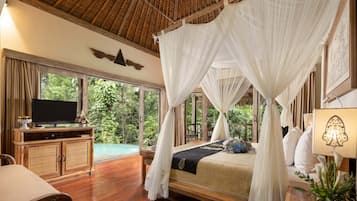 One Bedroom River Edge Villa with Free Benefits | Valley view