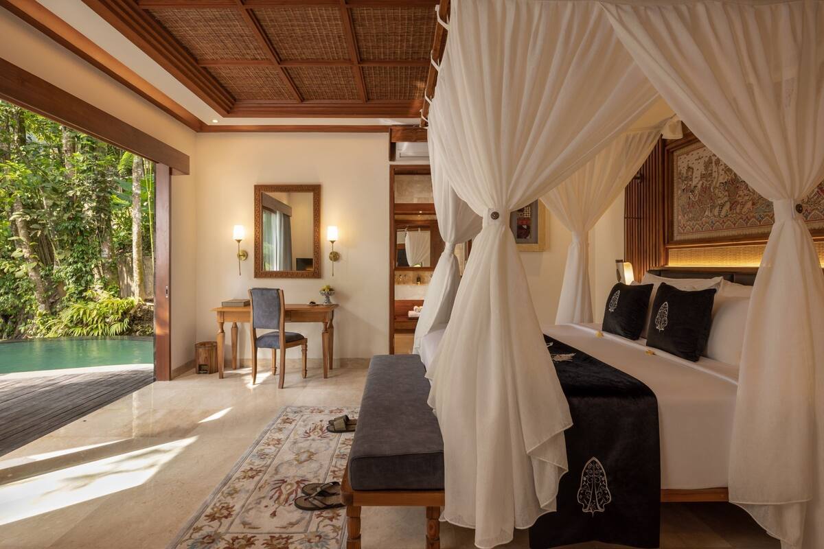 Royal-Villa, eigener Pool | Hochwertige Bettwaren, Minibar, Zimmersafe, Schreibtisch