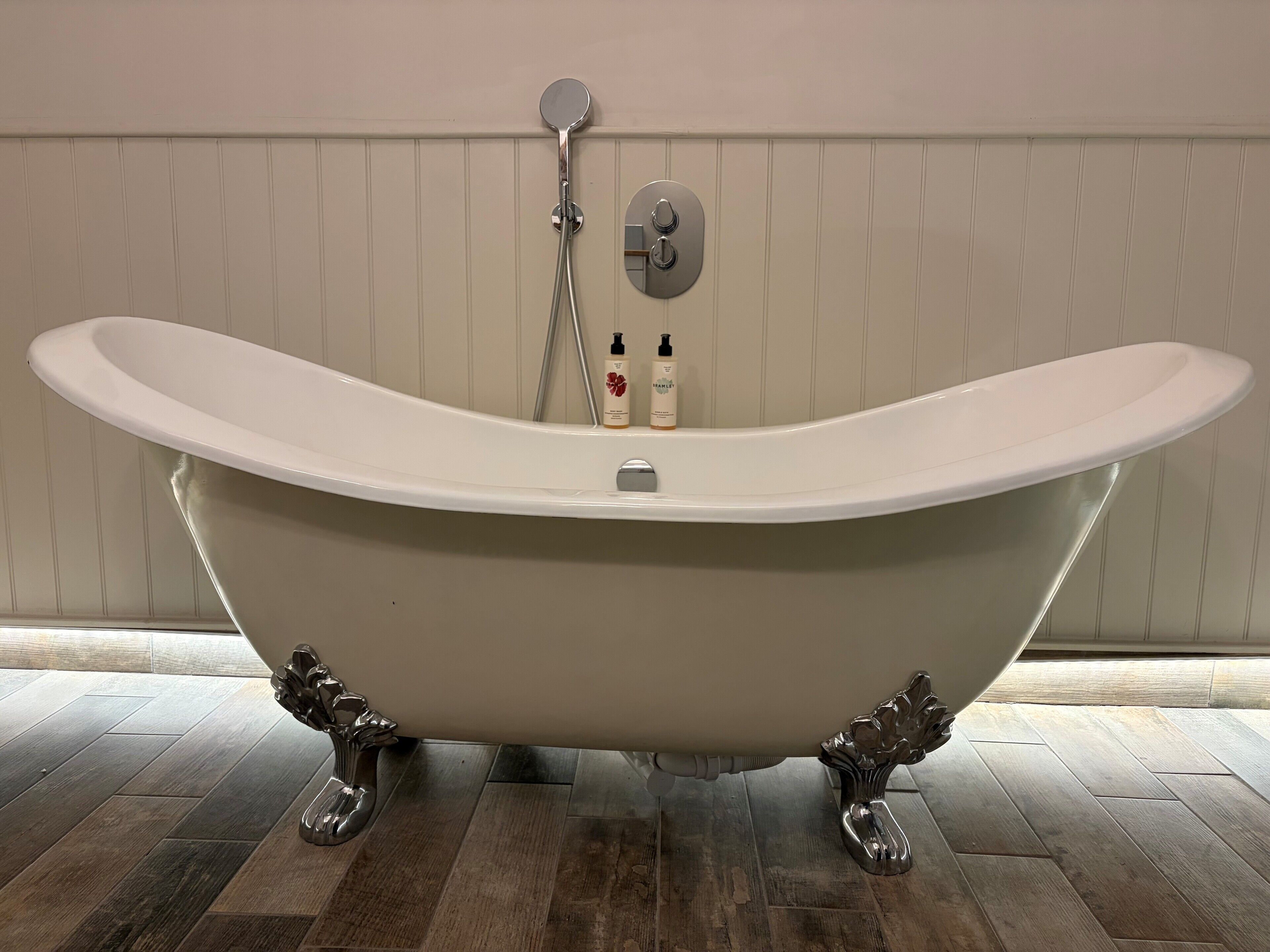 Photo - Kings Head Hotel