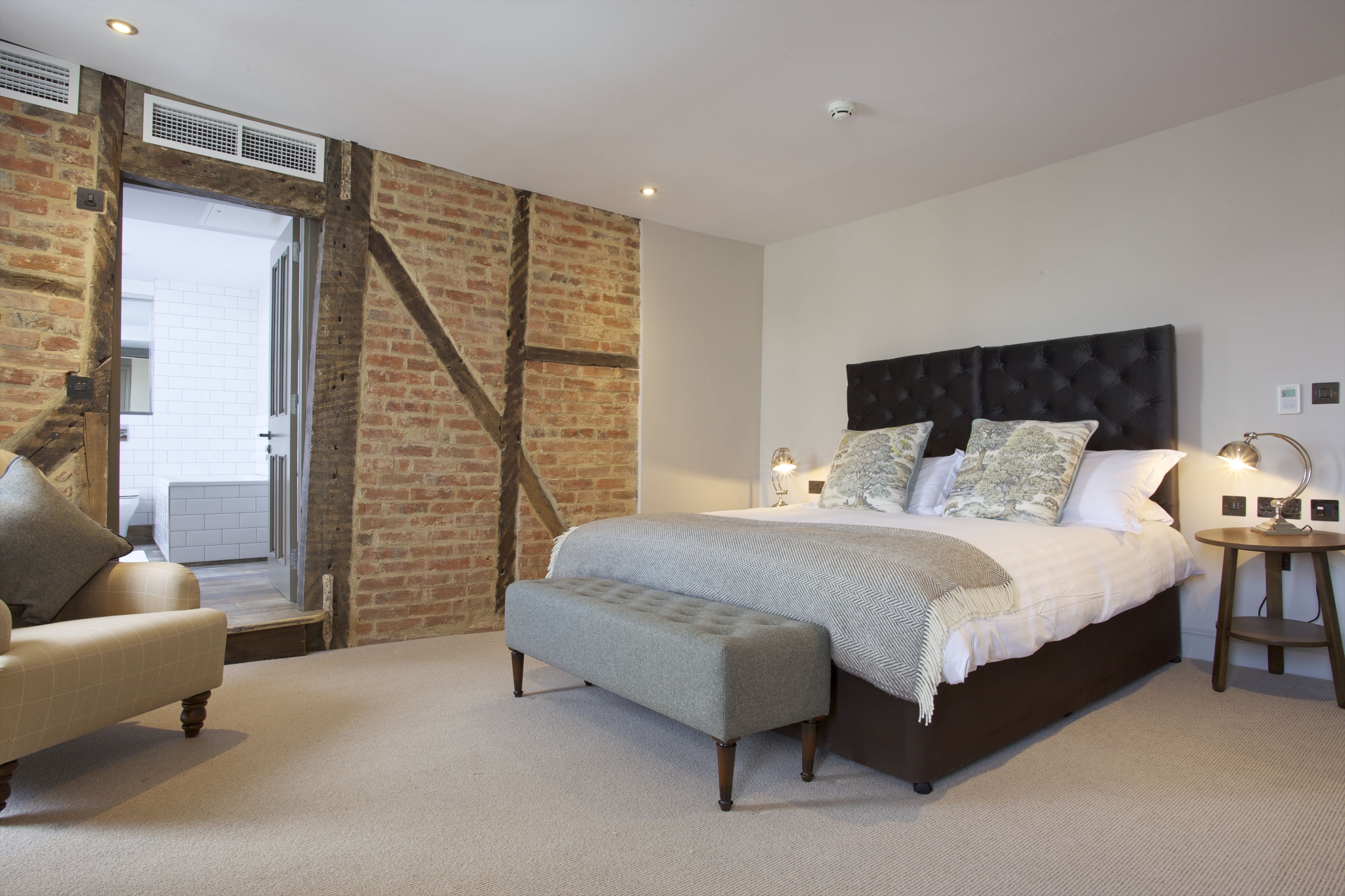 junior suite | 1 bedroom, egyptian cotton sheets, premium bedding, in-room safe