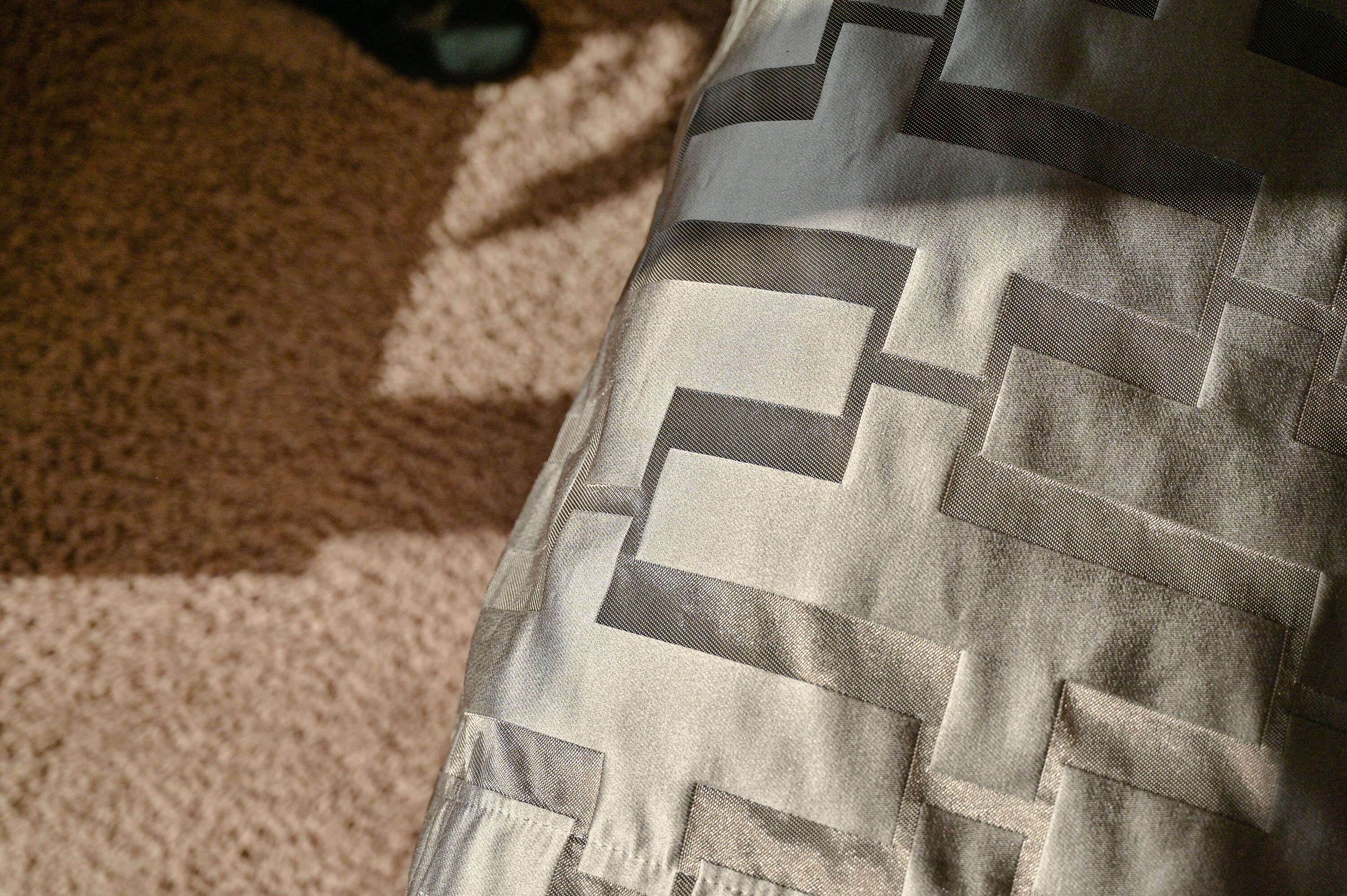 deluxe suite, jetted tub, sea view | premium bedding, minibar, in-room safe, desk