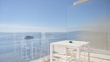 Deluxe Suite, Jetted Tub, Sea View | View from room