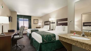 Escritorio, cortinas blackout y insonorización