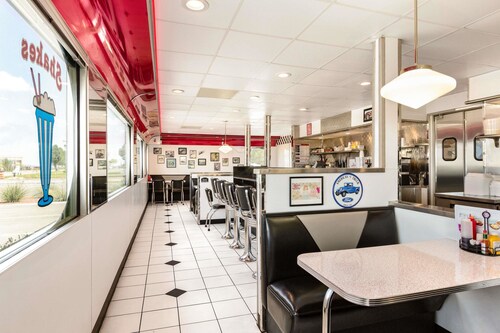 Travelodge by Wyndham Santa Teresa