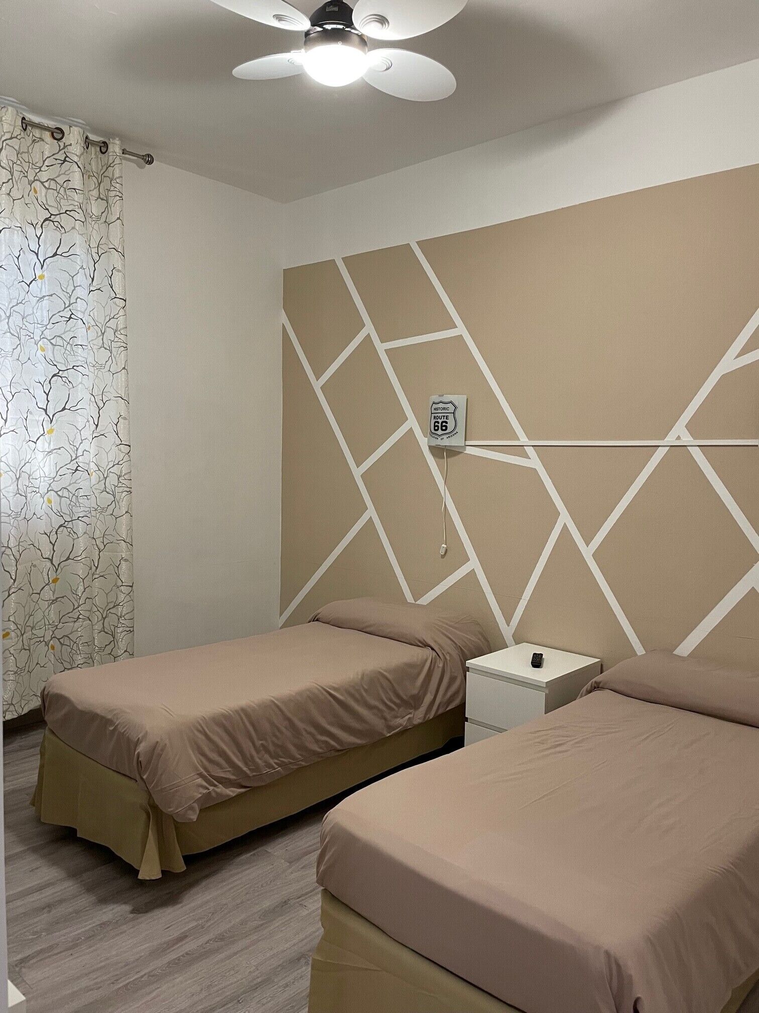 Classic Twin Room | Down comforters, WiFi (free), bed sheets