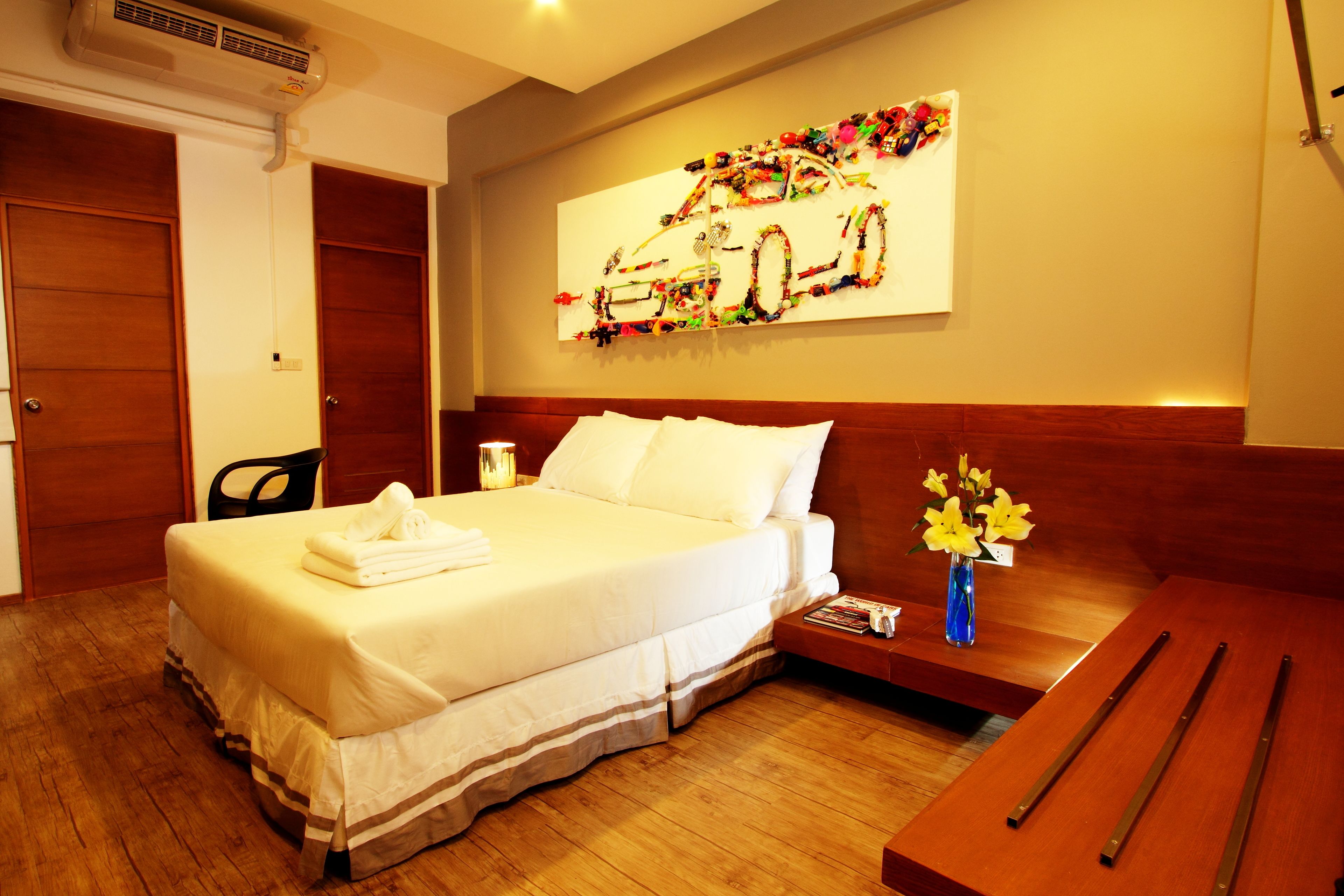 클래식룸 (Compact Room) | 미니바, 책상, 간이 침대, 무료 WiFi