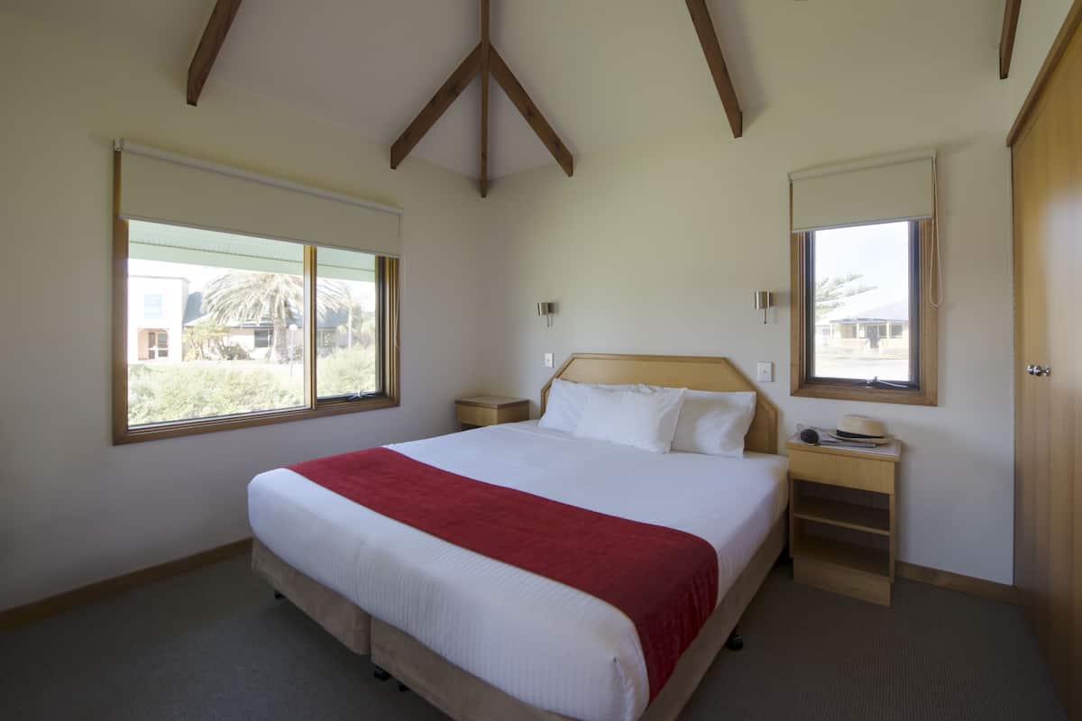 Soundproofing, free WiFi, bed sheets, wheelchair access