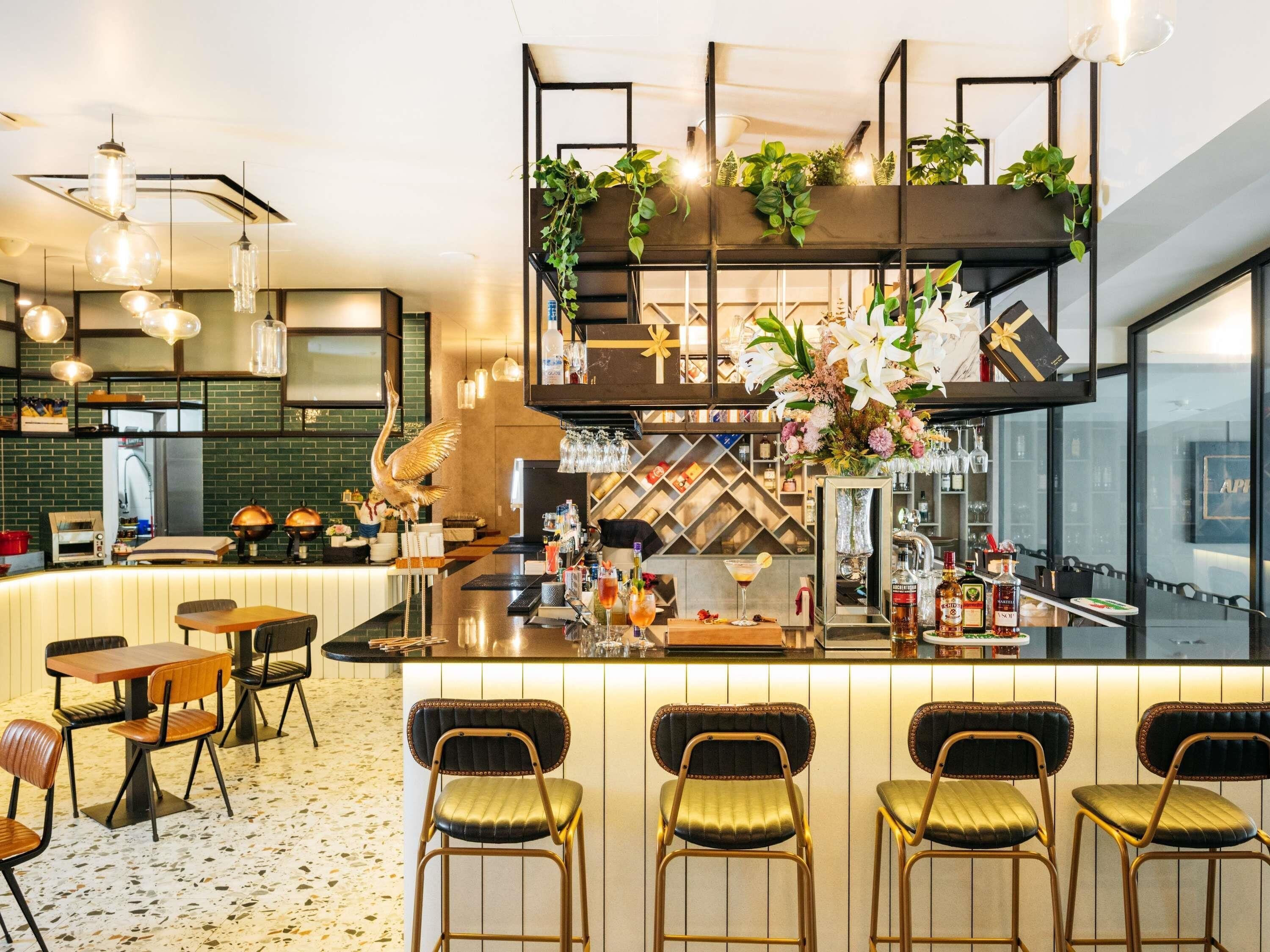 المنشأة من الخارج