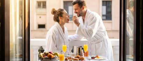 Dúplex Deluxe, 1 cama King size y sofá cama | Vista del balcón