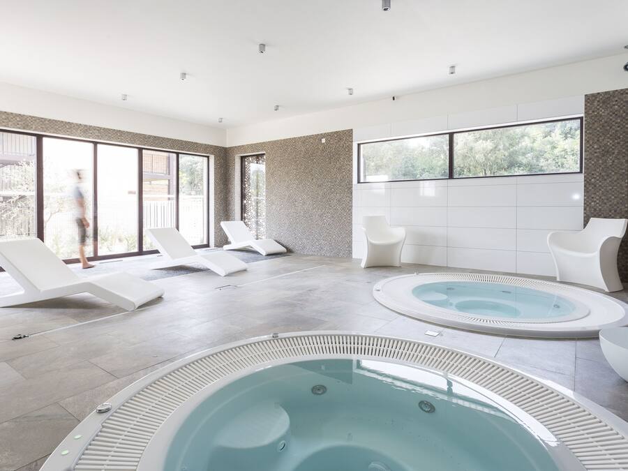 Sauna, hot tub, steam room, Turkish bath