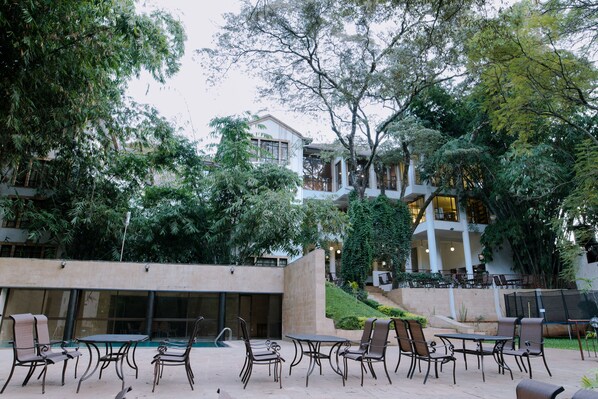 Exterior detail - West Wood Hotel (Nairobi)