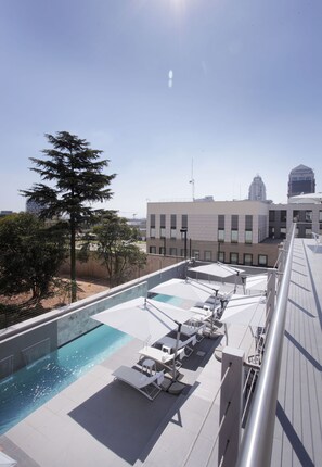 Exterior - The Capital Empire (Sandton)