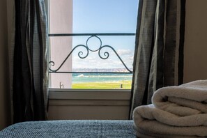 Décoration personnalisée, ameublement personnalisé, bureau