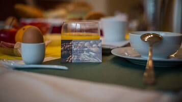 Daily buffet breakfast (EUR 13 per person)