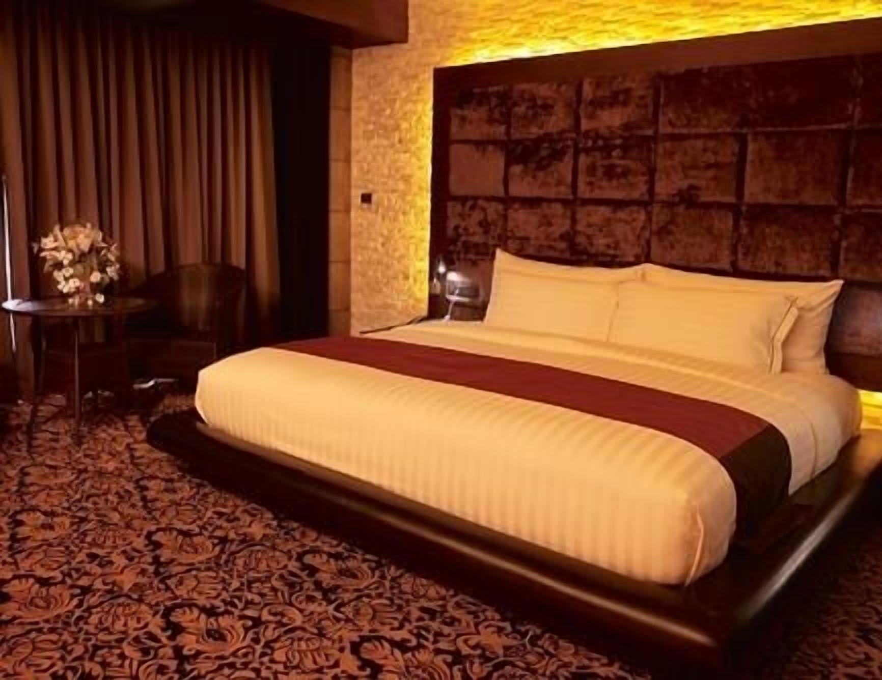 deluxe room | rollaway beds, free wifi