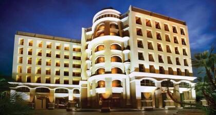 Maleewana Hotel & Resort