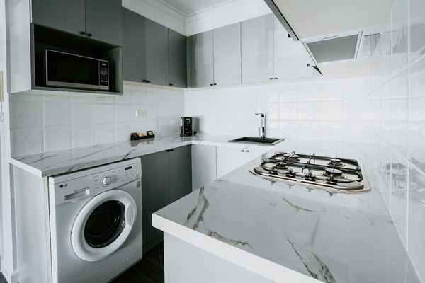 Standard One Bedroom Apartment | Private kitchen | Fridge, microwave, oven, stovetop