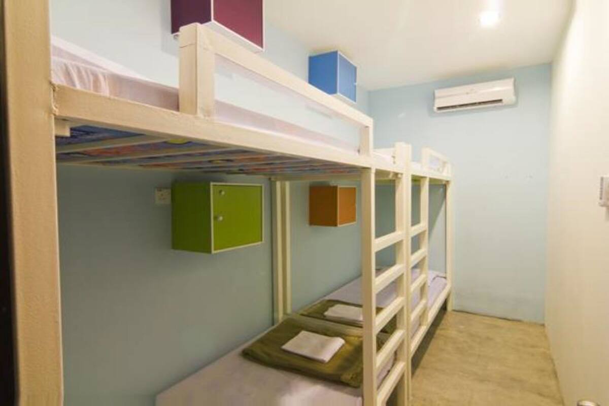 Shared Dormitory, Mixed Dorm